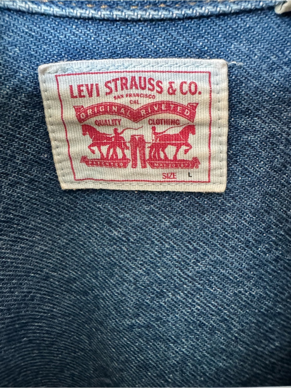 Levi's Blue Denim Shirt Jacket with Red Label - Picture 2 of 3